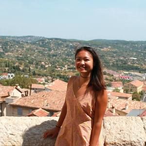 Meet your Posher, Jennifer